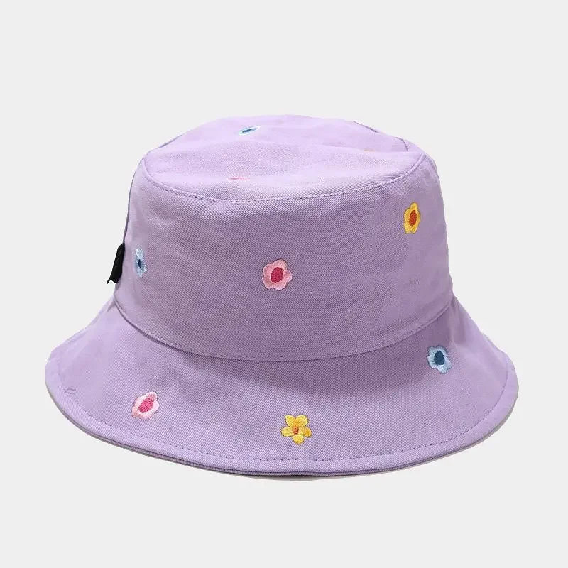 Bawełniany Kapelusz Bucket Hat z Kwiatowym Haftem