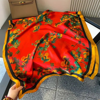 Modna Duża Apaszka Jedwabna z Nadrukiem